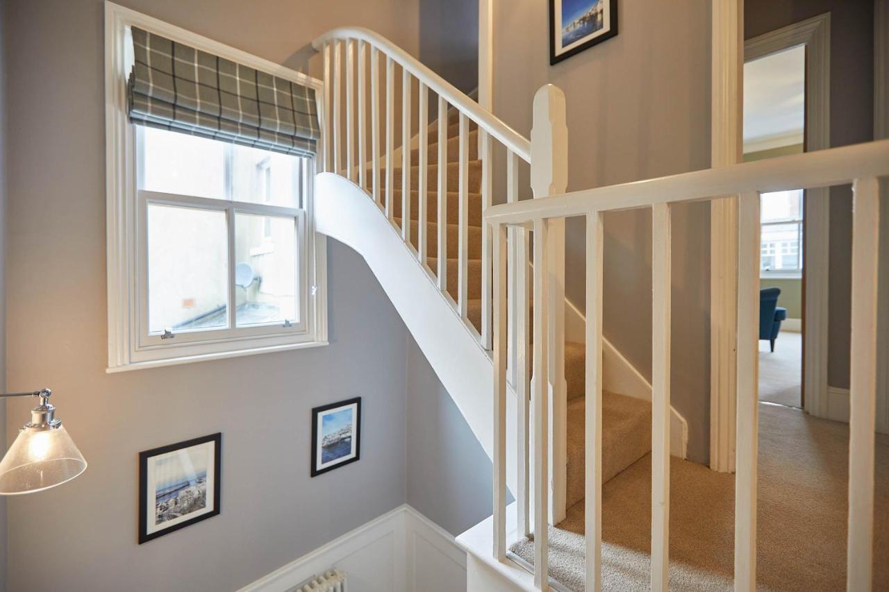 Host & Stay - Henderson House Whitby Exteriör bild